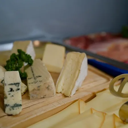 Готель Boutique Swisshouse Маріанські Лазні