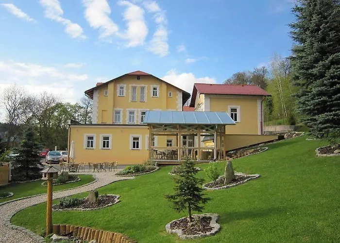 Boutique Swisshouse 4*