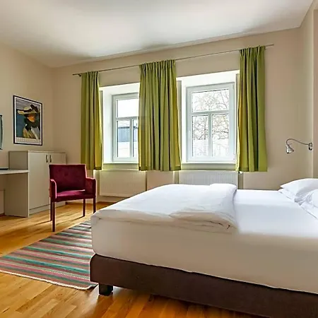 Szálloda Boutique Swisshouse 4*