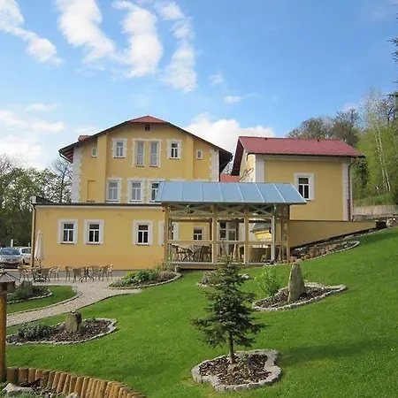 Boutique Swisshouse 4*