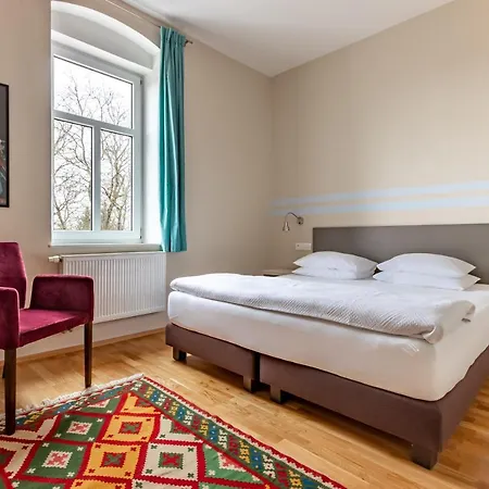 Отель Boutique Swisshouse 4*
