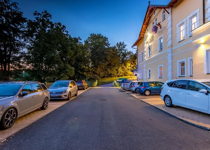 Boutique Swisshouse Отель 4*